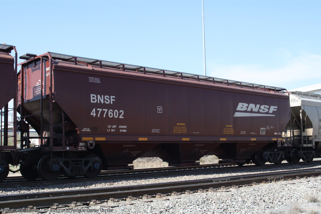 BNSF 477602